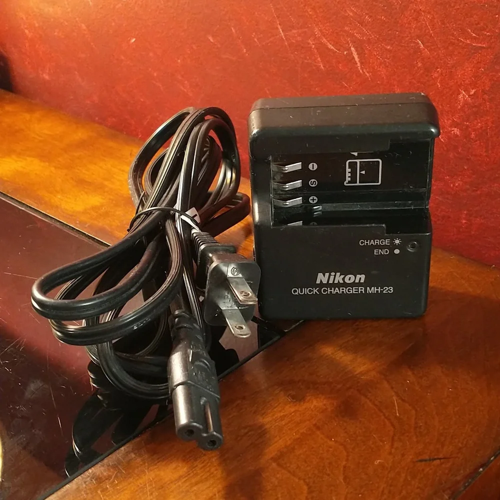 Nikon - MH-23 Battery Charger for EN-EL9 Battery Pack